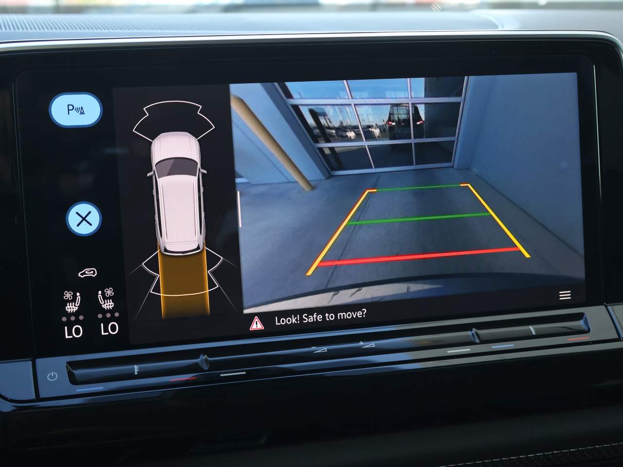 2025 Volkswagen Atlas SE