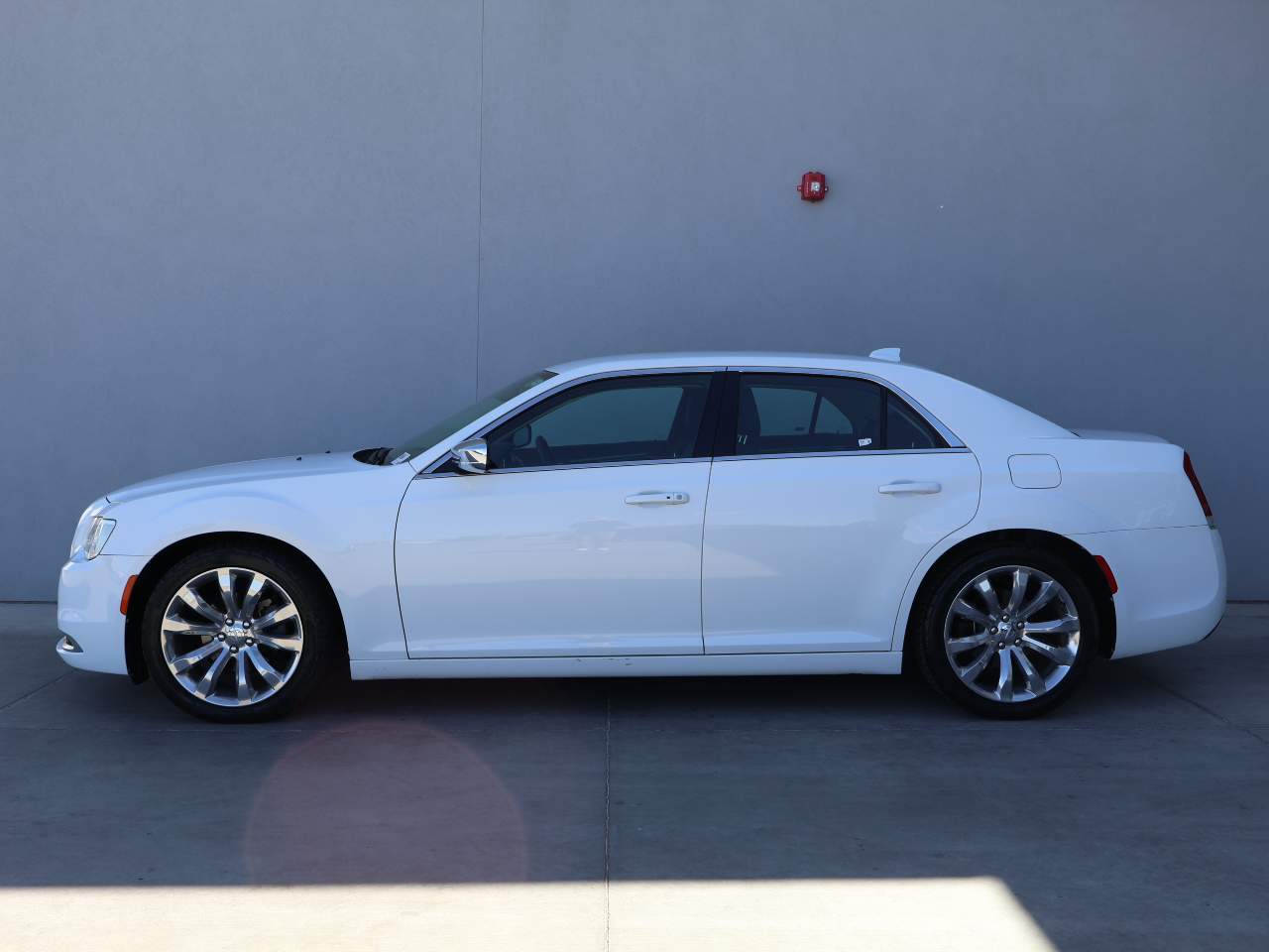 2018 Chrysler 300 Touring