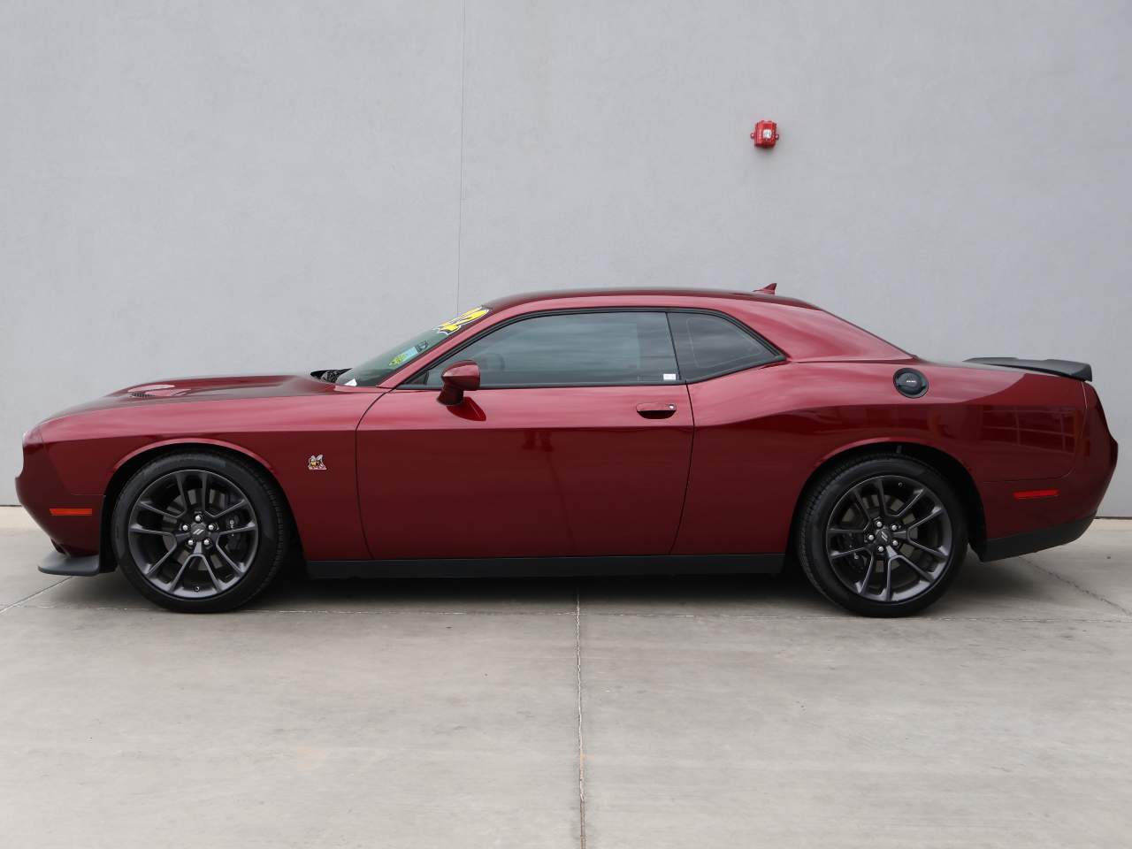 2022 Dodge Challenger R/T Scat Pack photo 3