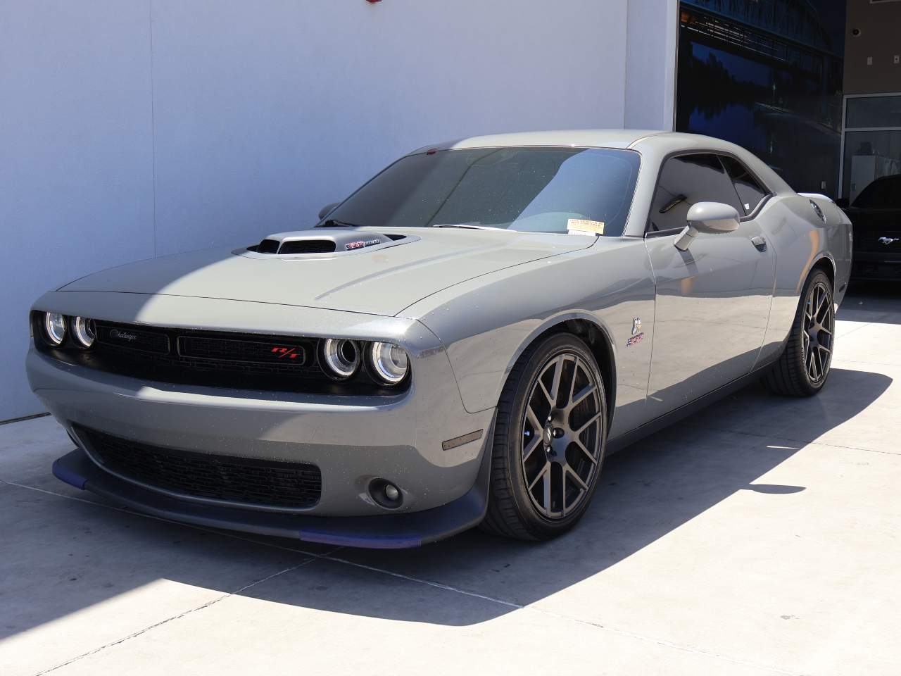 2018 Dodge Challenger 392 HEMI Scat Pack Shaker