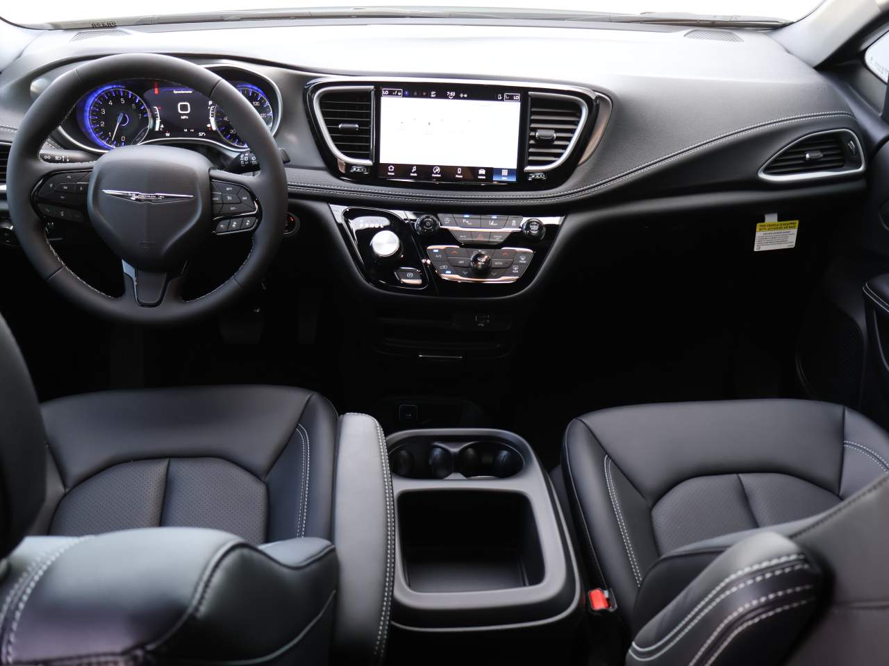 2026 Chrysler Pacifica Select - Photo 14