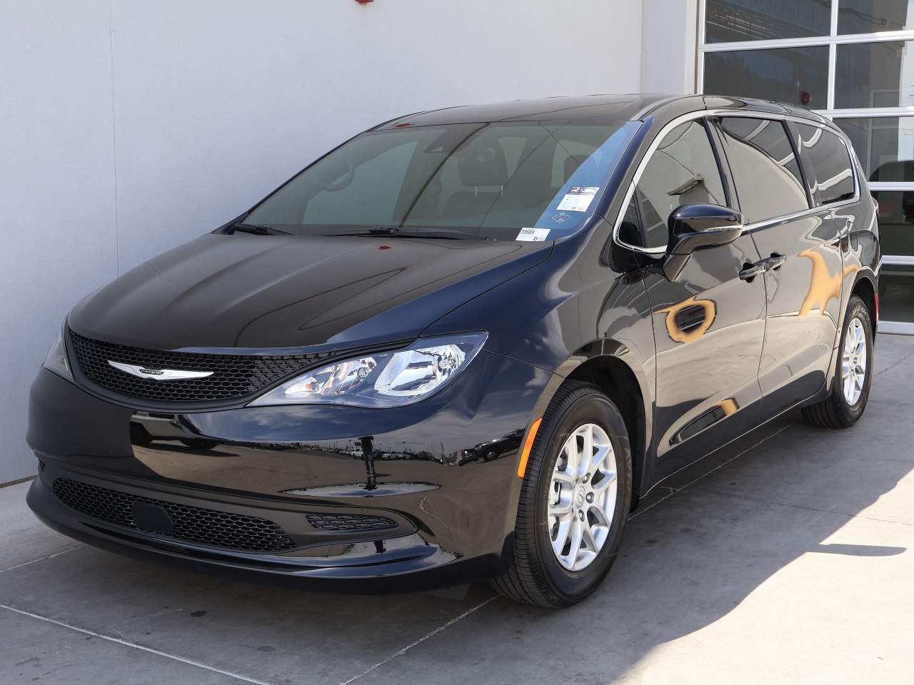 2026 Chrysler Voyager LX