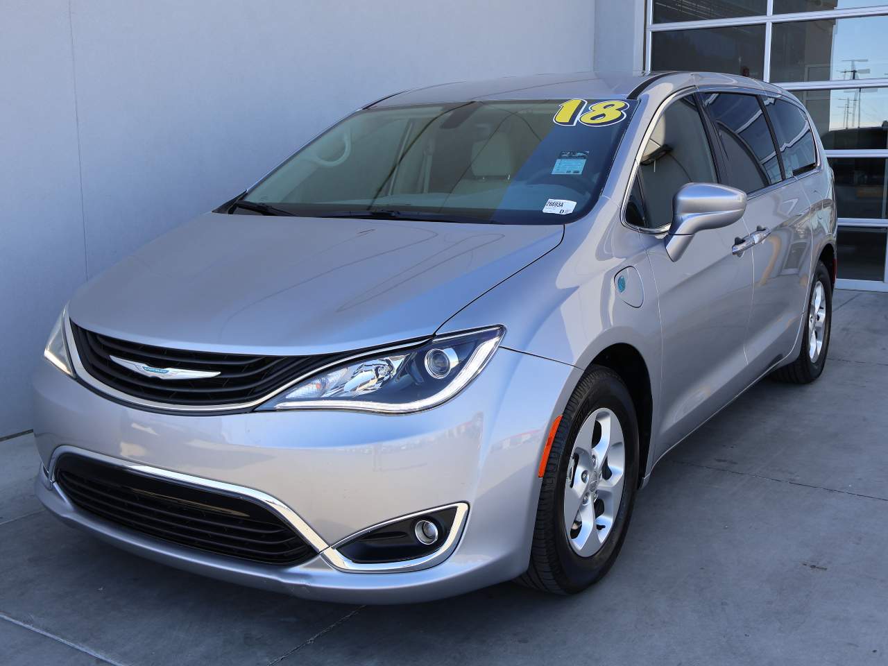 2018 Chrysler Pacifica Hybrid Touring Plus