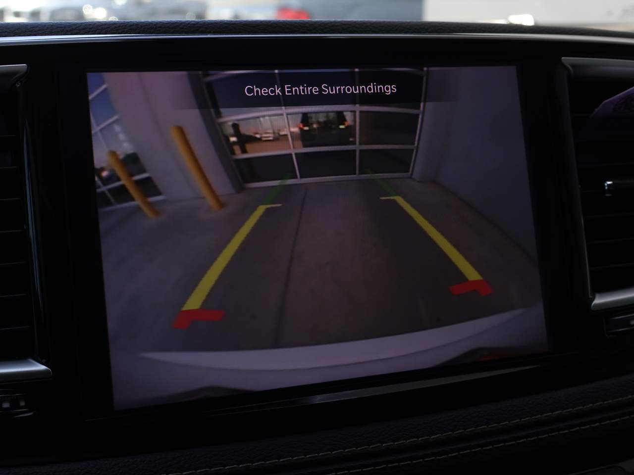 2023 Chrysler Pacifica Plug-In Hybrid Touring L