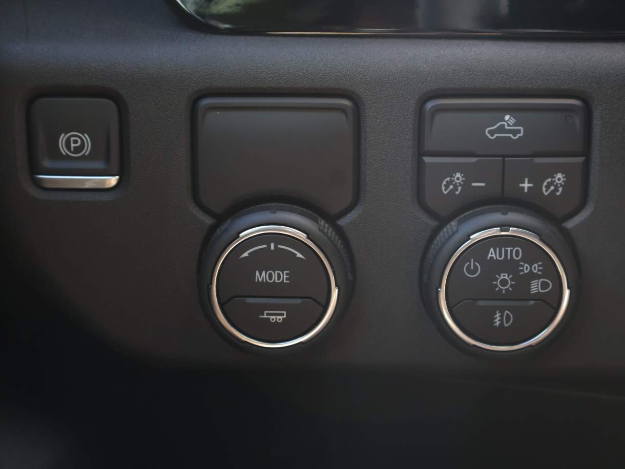 2023 Chevrolet Silverado 1500 RST Crew Cab