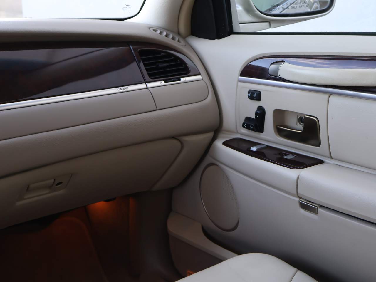 2009 Lincoln Town Car Signature Limited