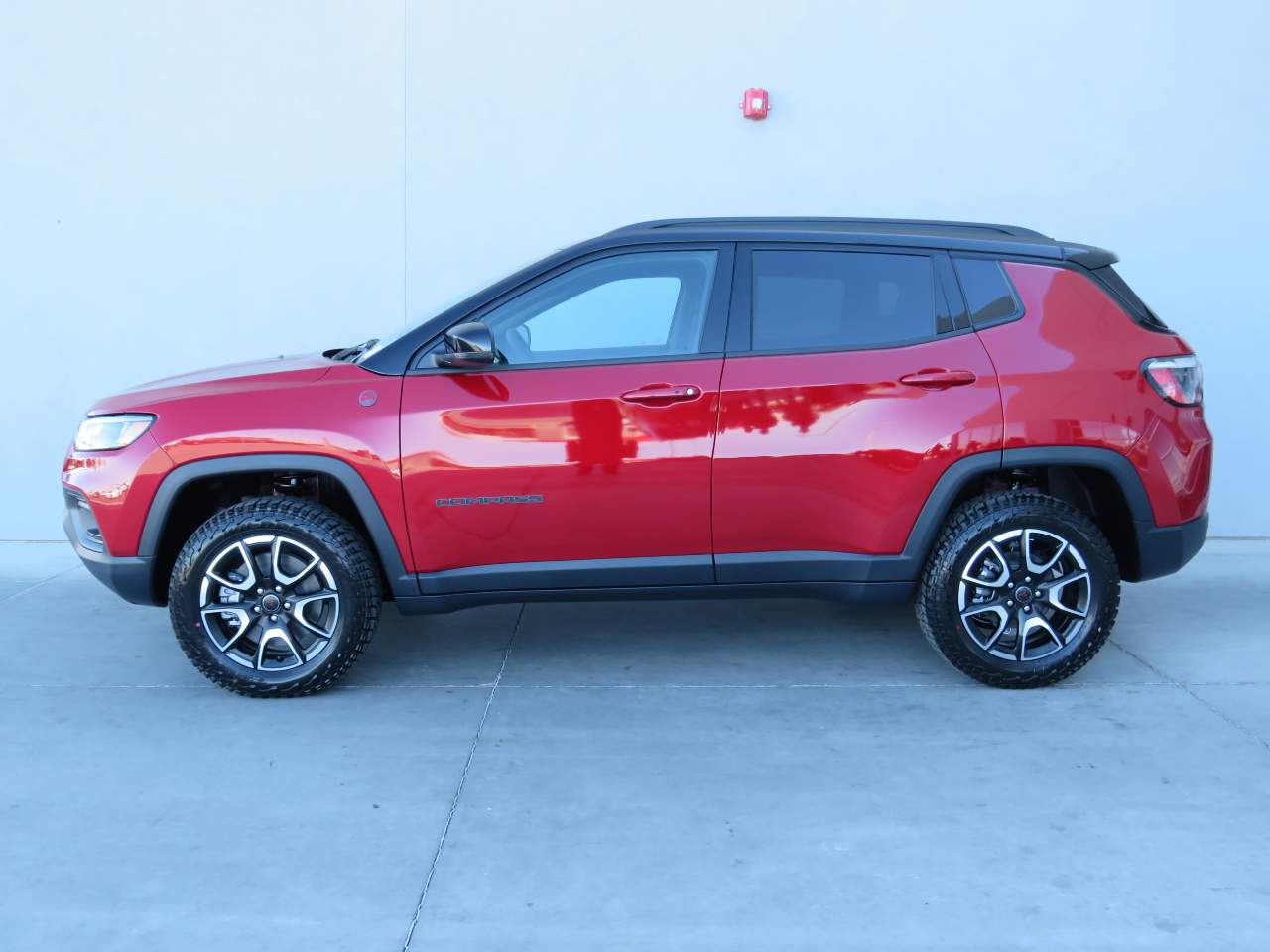 2025 Jeep Compass Trailhawk