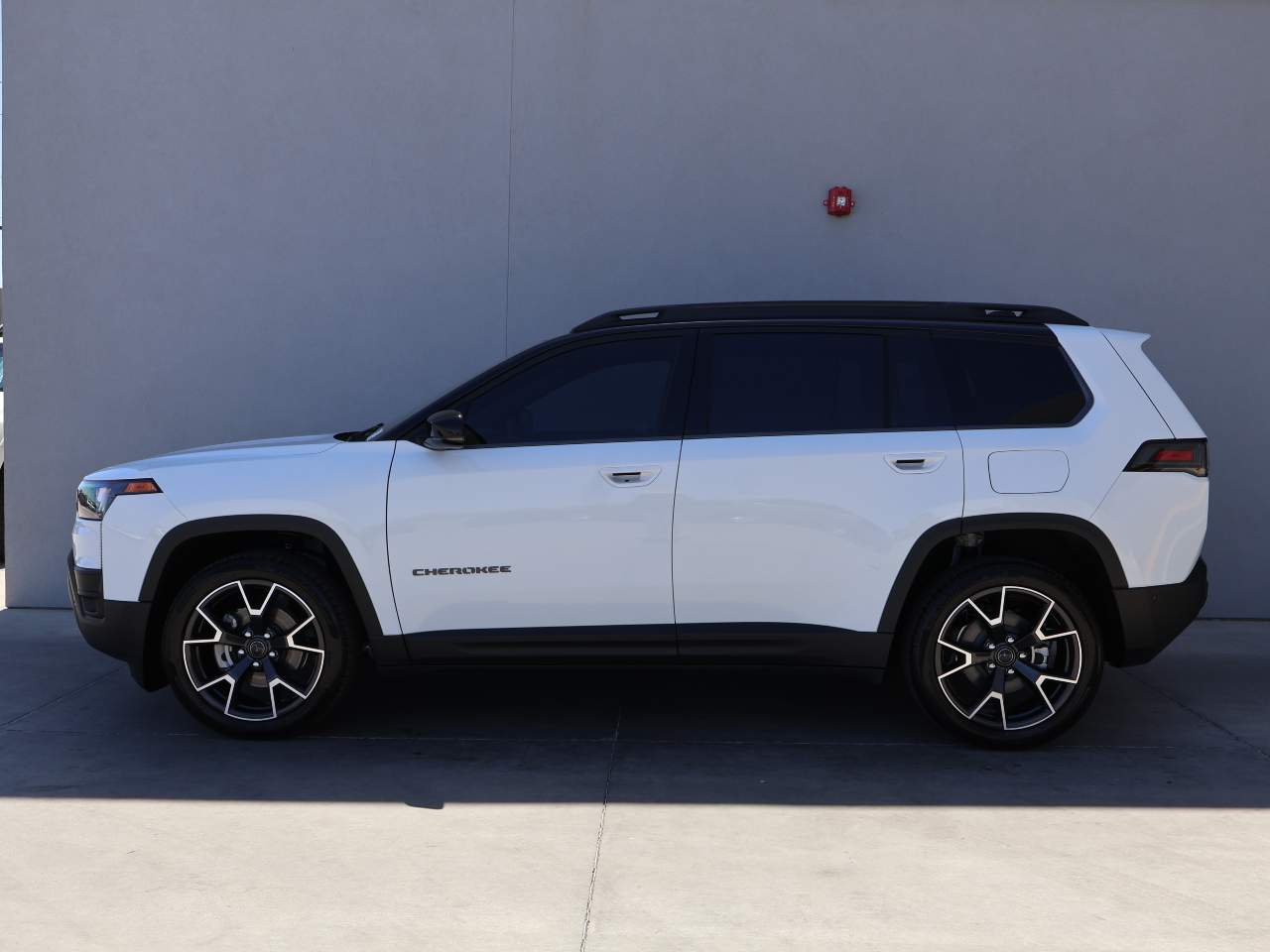 2026 Jeep Cherokee Overland