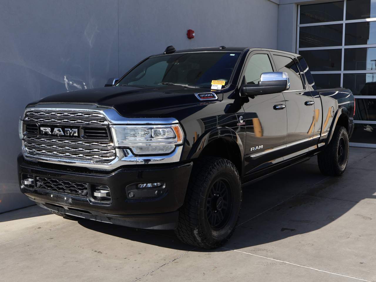 2022 Ram 3500 Limited Crew Cab
