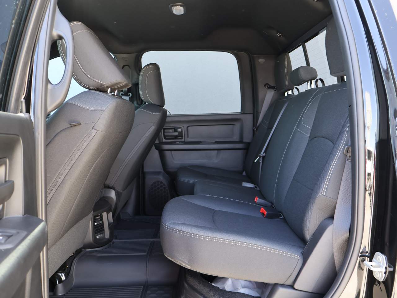 2026 RAM 2500 Tradesman - Photo 10