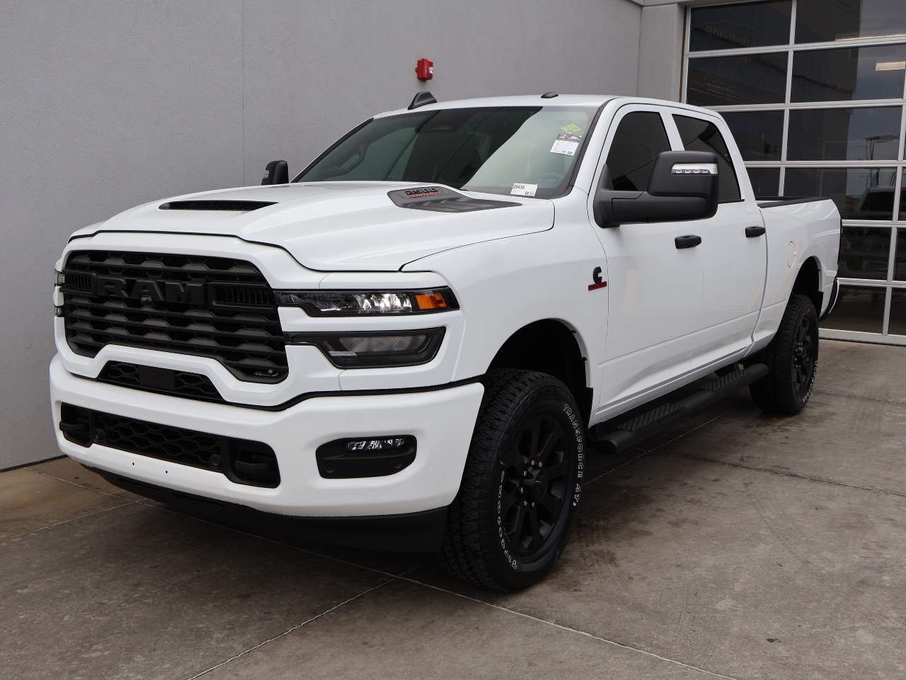 2026 RAM Ram 2500 Pickup Tradesman/Black Express's photo