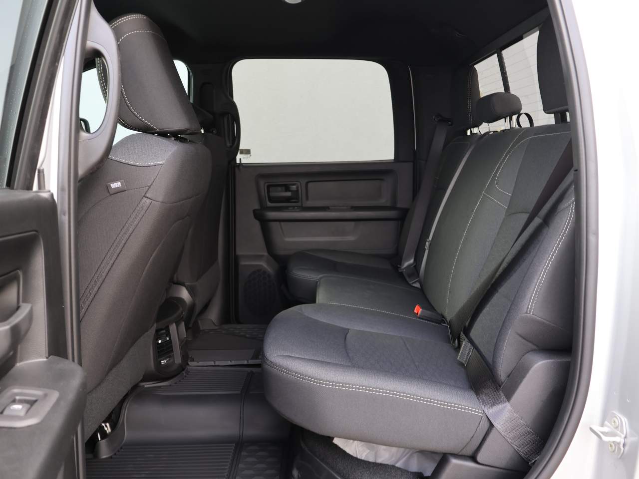 2026 RAM 2500 Tradesman - Photo 10