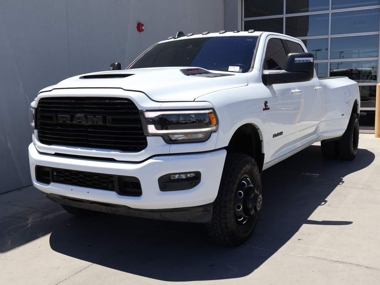 2024 Ram 3500 Laramie Crew Cab