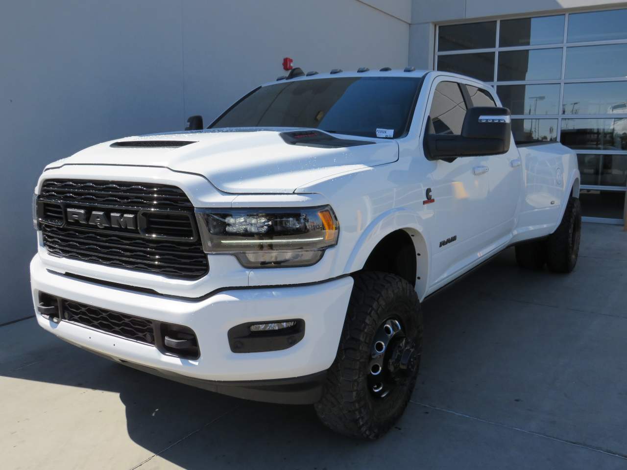 2024 Ram 3500 Limited Crew Cab