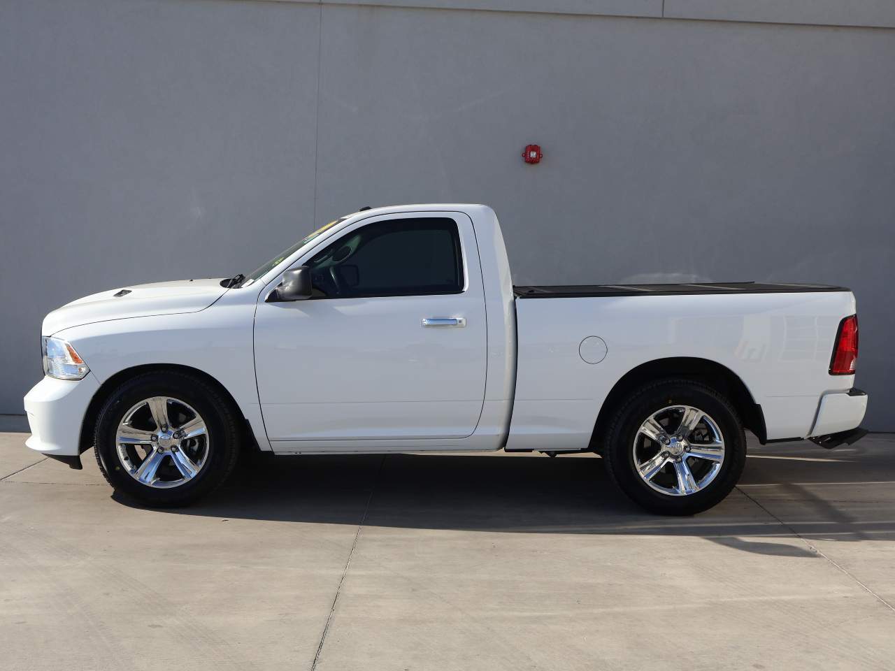 Certified 2020 RAM Ram 1500 Classic Express with VIN 3C6JR6AG8LG232071 for sale in Yuma, AZ