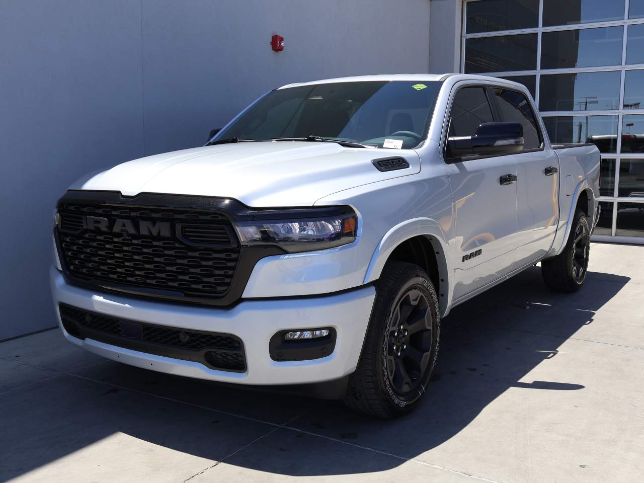 2026 RAM 1500 Big Horn/Lone Star 4x4 Crew Cab 5'7's photo
