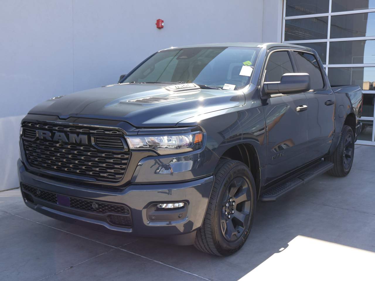 2026 Ram 1500 Crew Cab Express