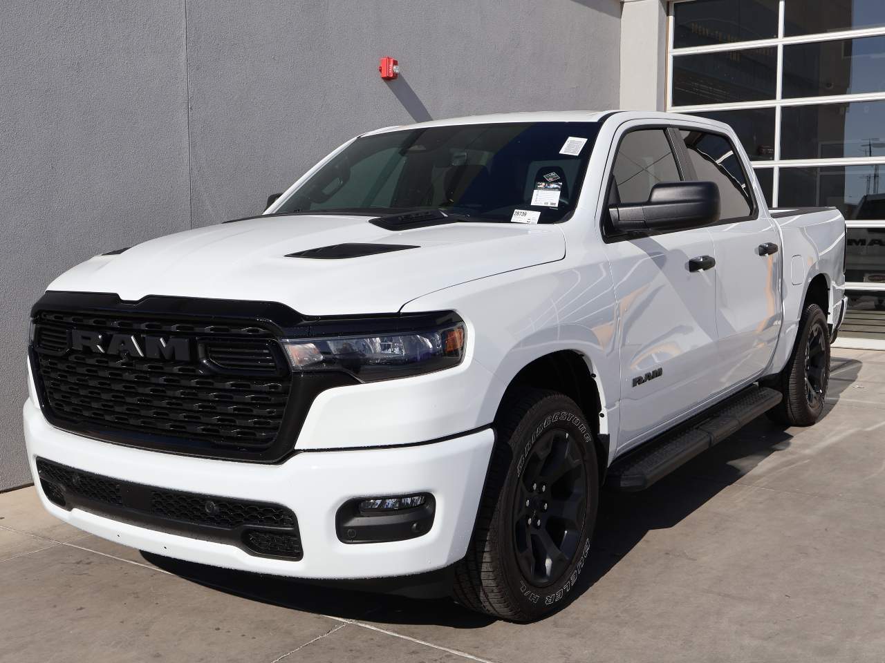 2026 Ram 1500 Crew Cab Express