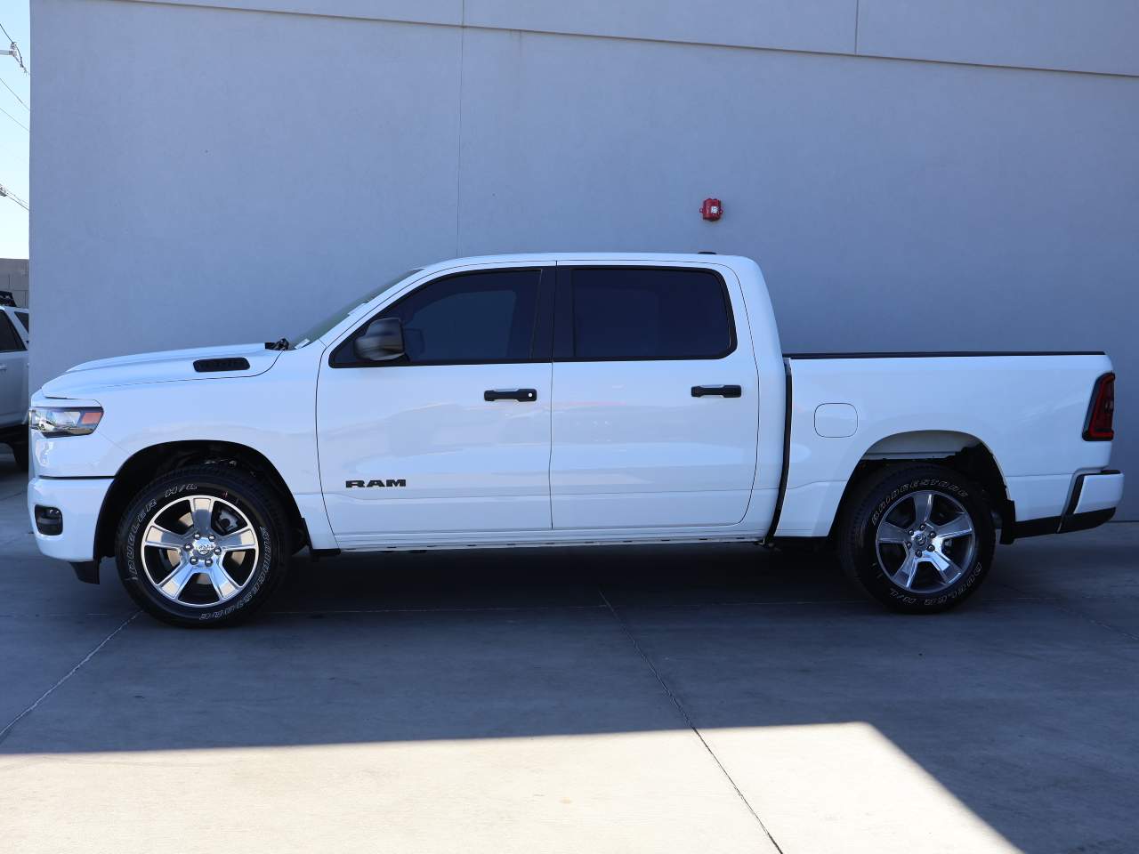 2026 Ram 1500 Crew Cab Express