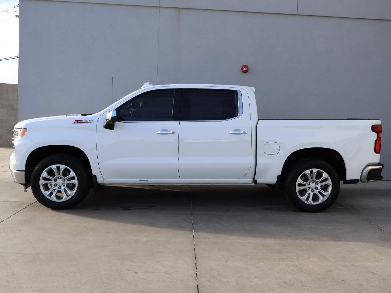 2022 Chevrolet Silverado 1500 LTZ Crew Cab