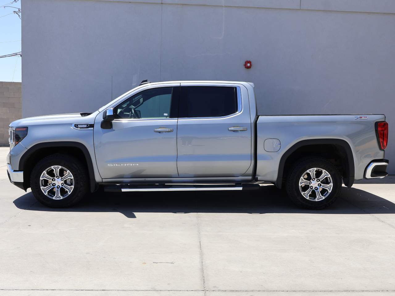 2023 GMC Sierra 1500 SLE Crew Cab