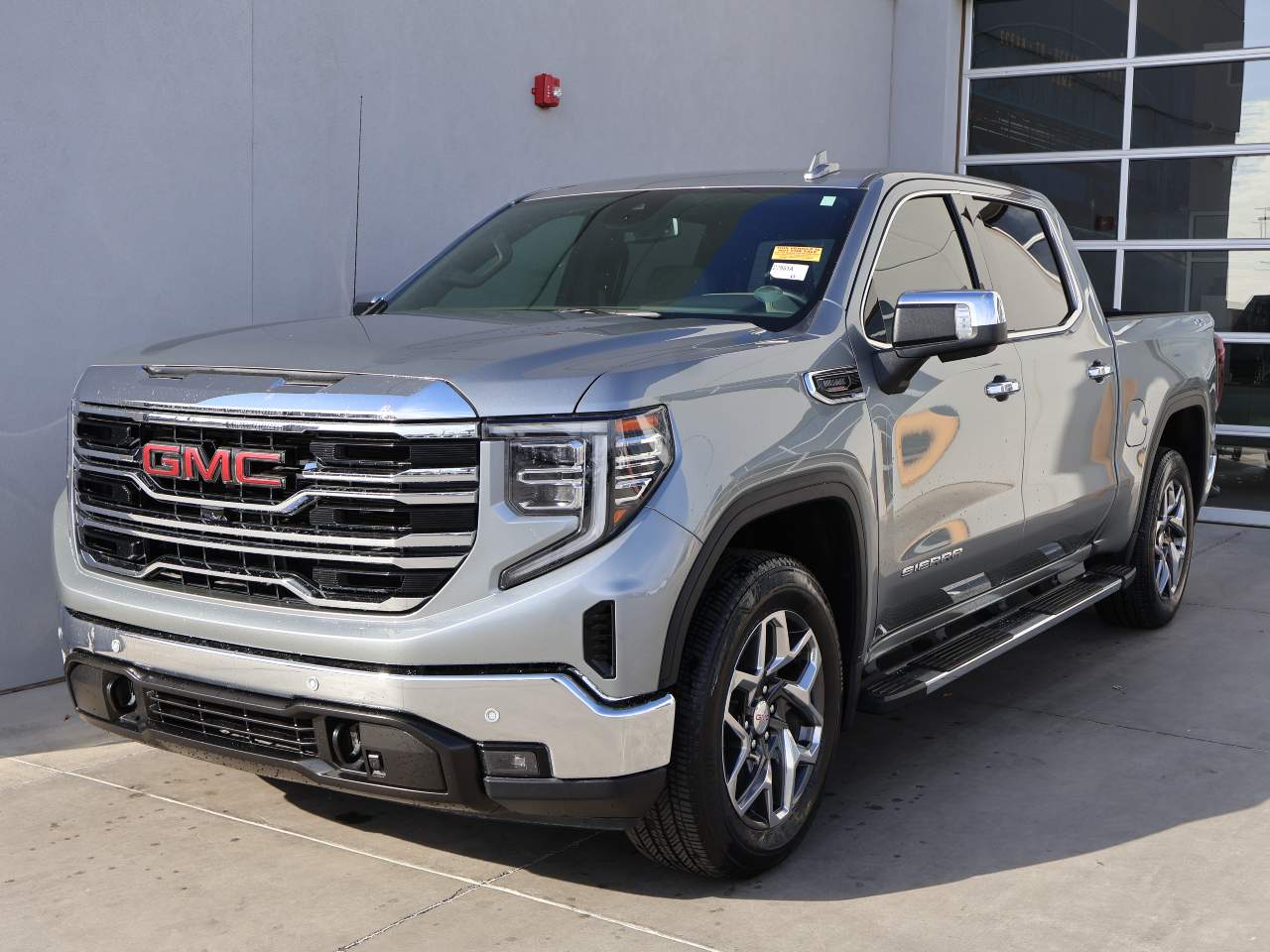2024 GMC Sierra 1500 SLT Crew Cab