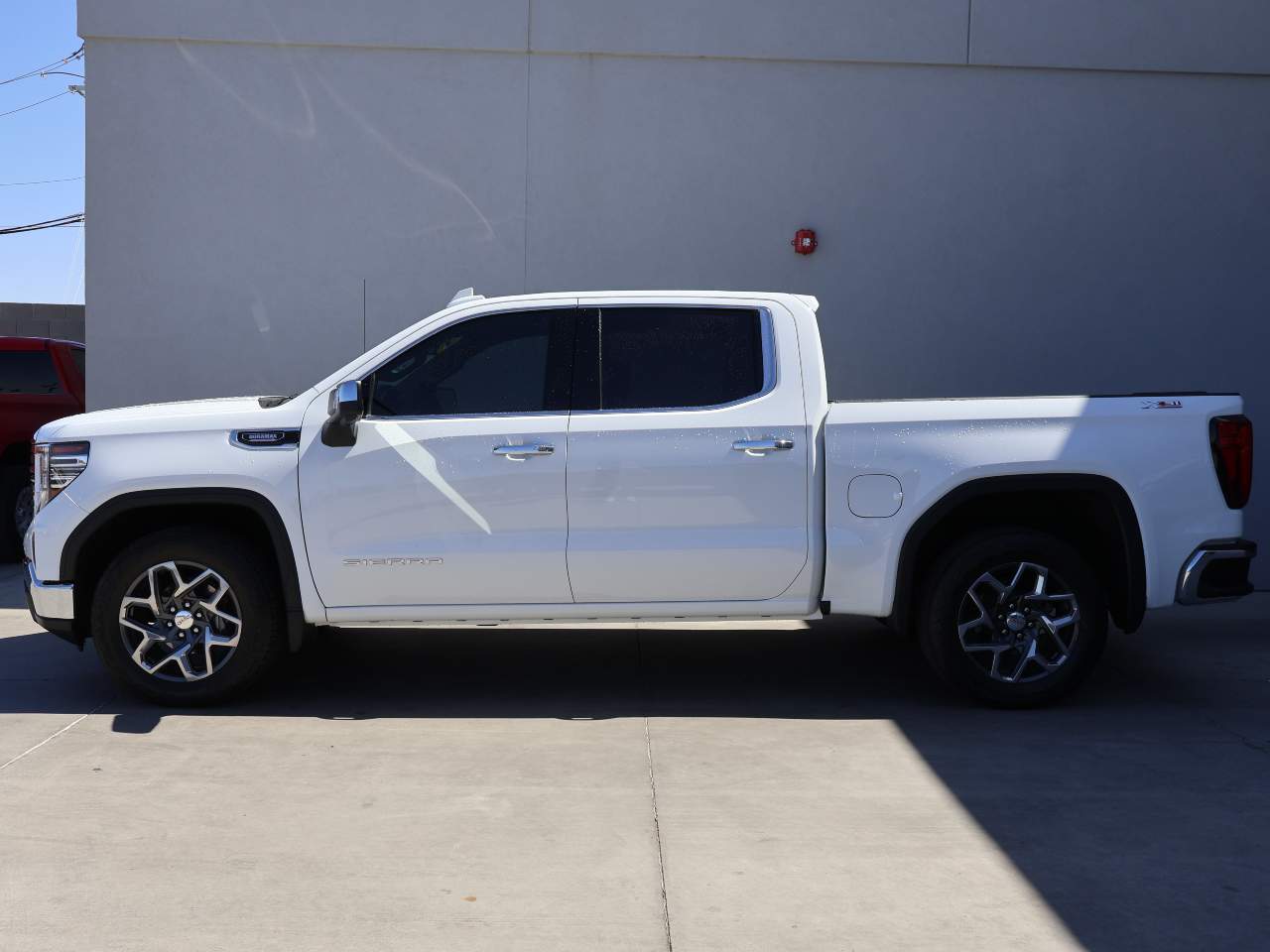 2024 GMC Sierra 1500 SLT Crew Cab