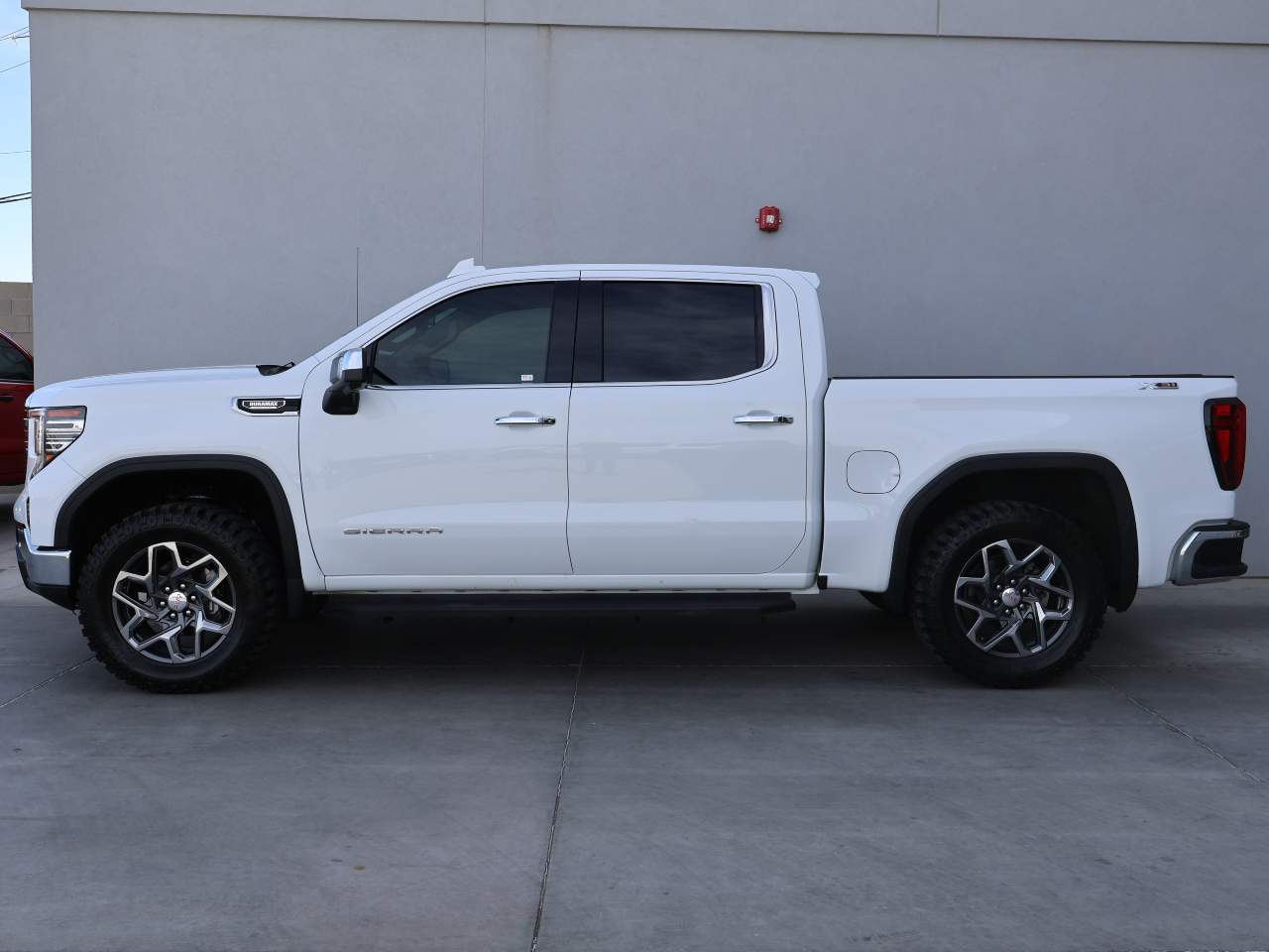 2022 GMC Sierra 1500 SLT Crew Cab
