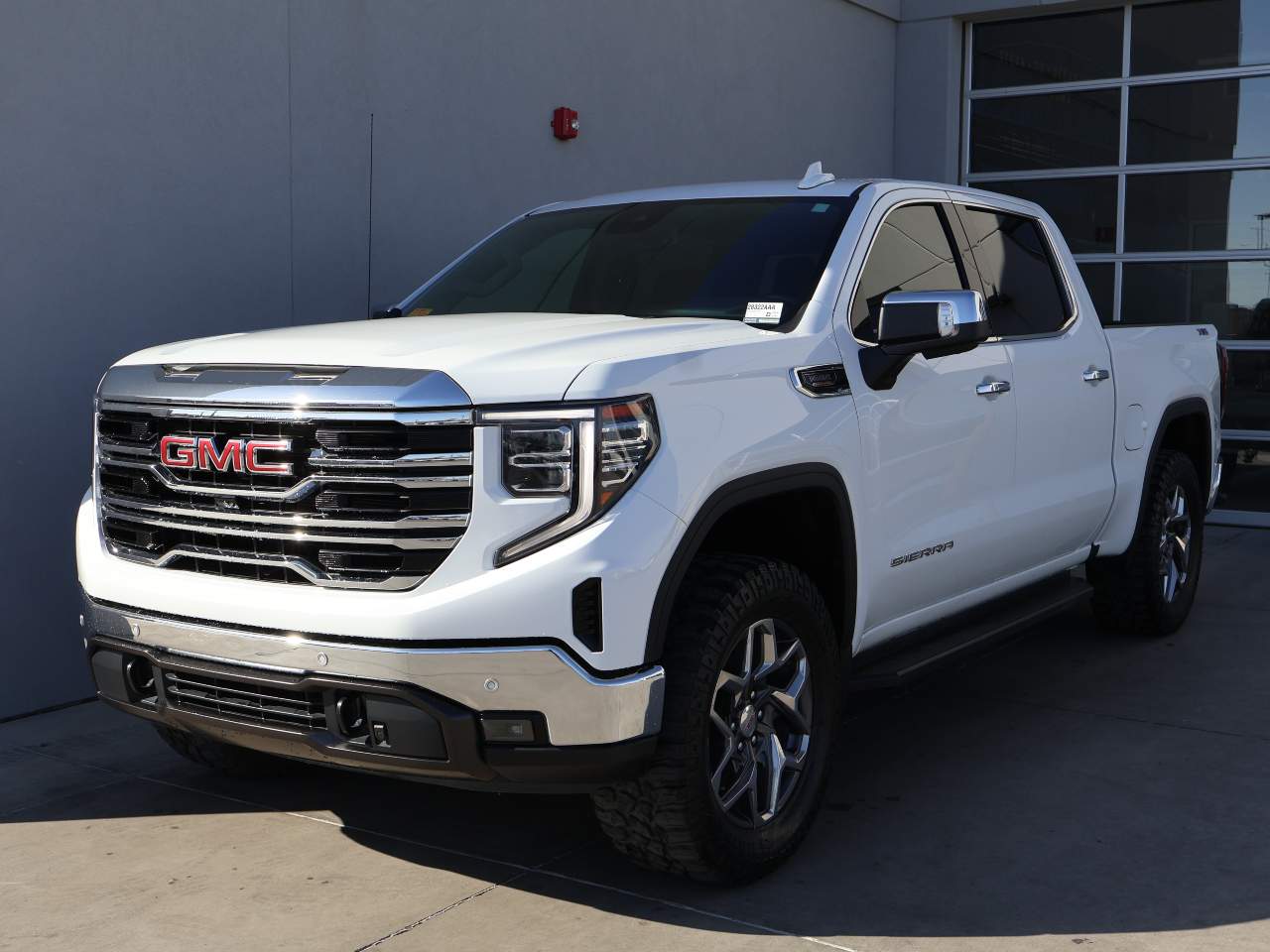 2022 GMC Sierra 1500 SLT Crew Cab