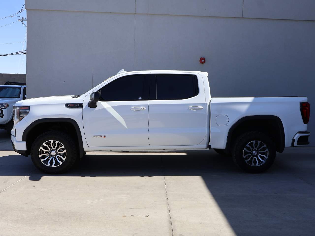 2023 GMC Sierra 1500 AT4 Crew Cab