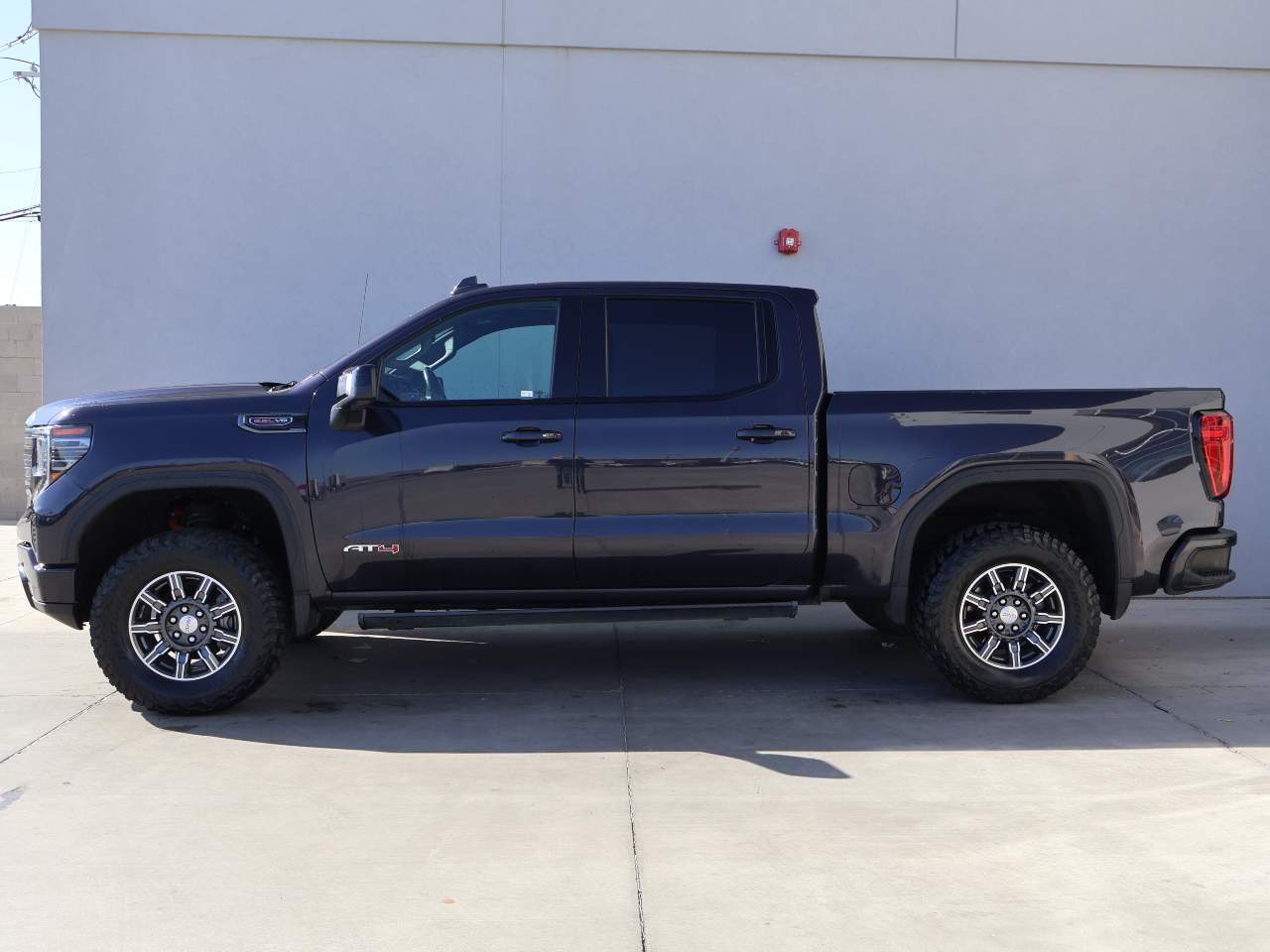 2024 GMC Sierra 1500 AT4 Crew Cab