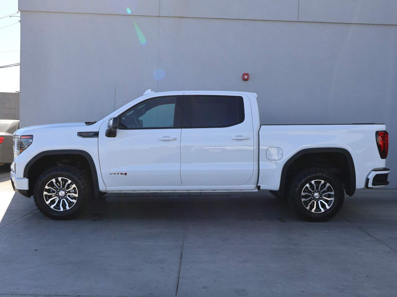 2023 GMC Sierra 1500 AT4 Crew Cab