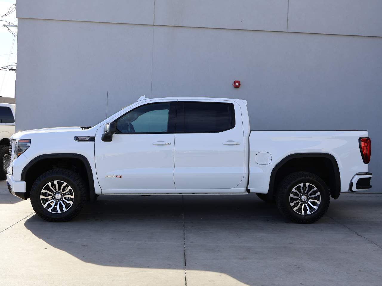 2023 GMC Sierra 1500 AT4 Crew Cab