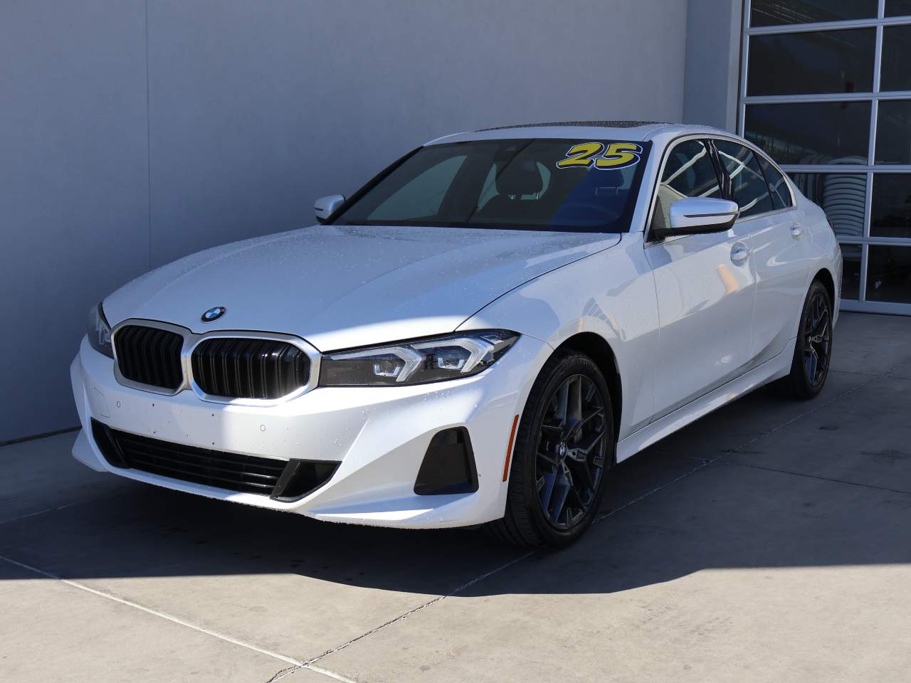 2025 BMW 3-Series 330i xDrive