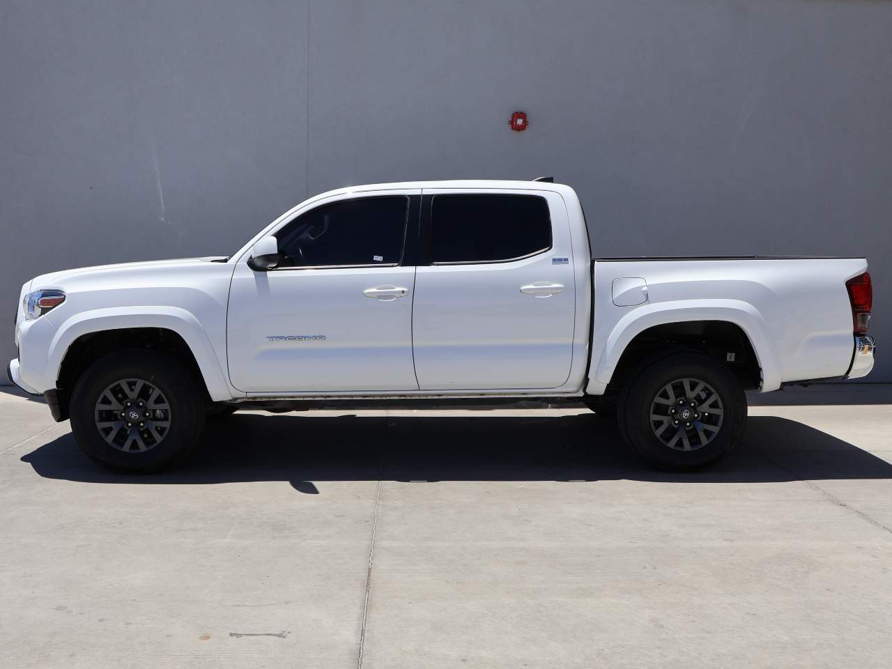 2023 Toyota Tacoma SR5 V6 Crew Cab