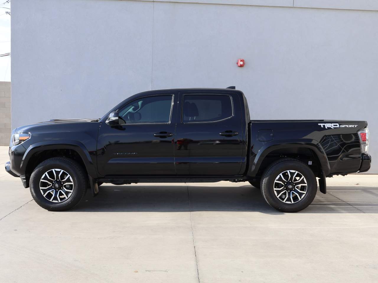 2023 Toyota Tacoma SR5 V6 Crew Cab