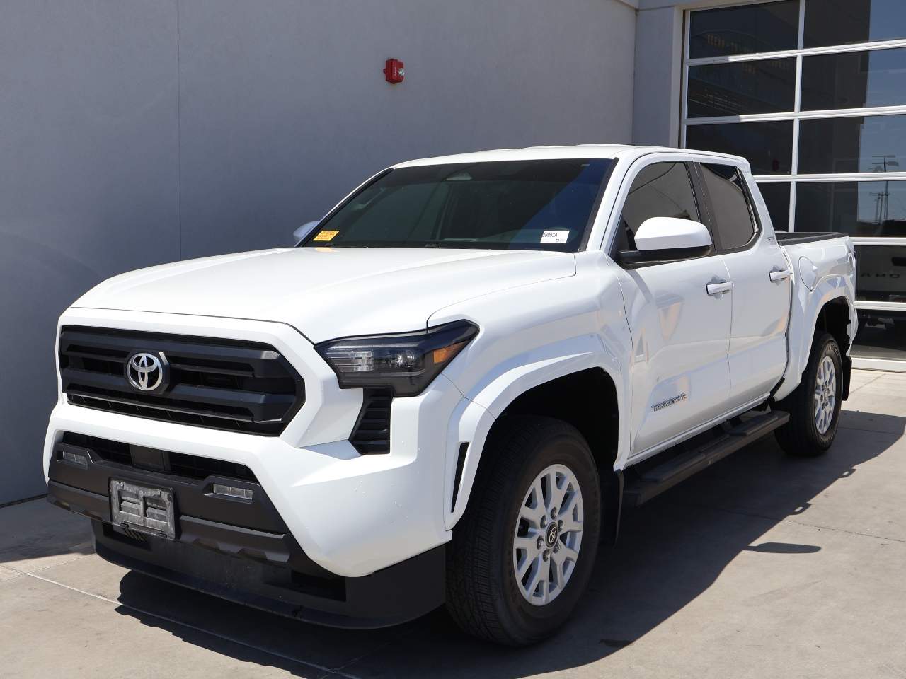 2025 Toyota Tacoma SR5 Crew Cab