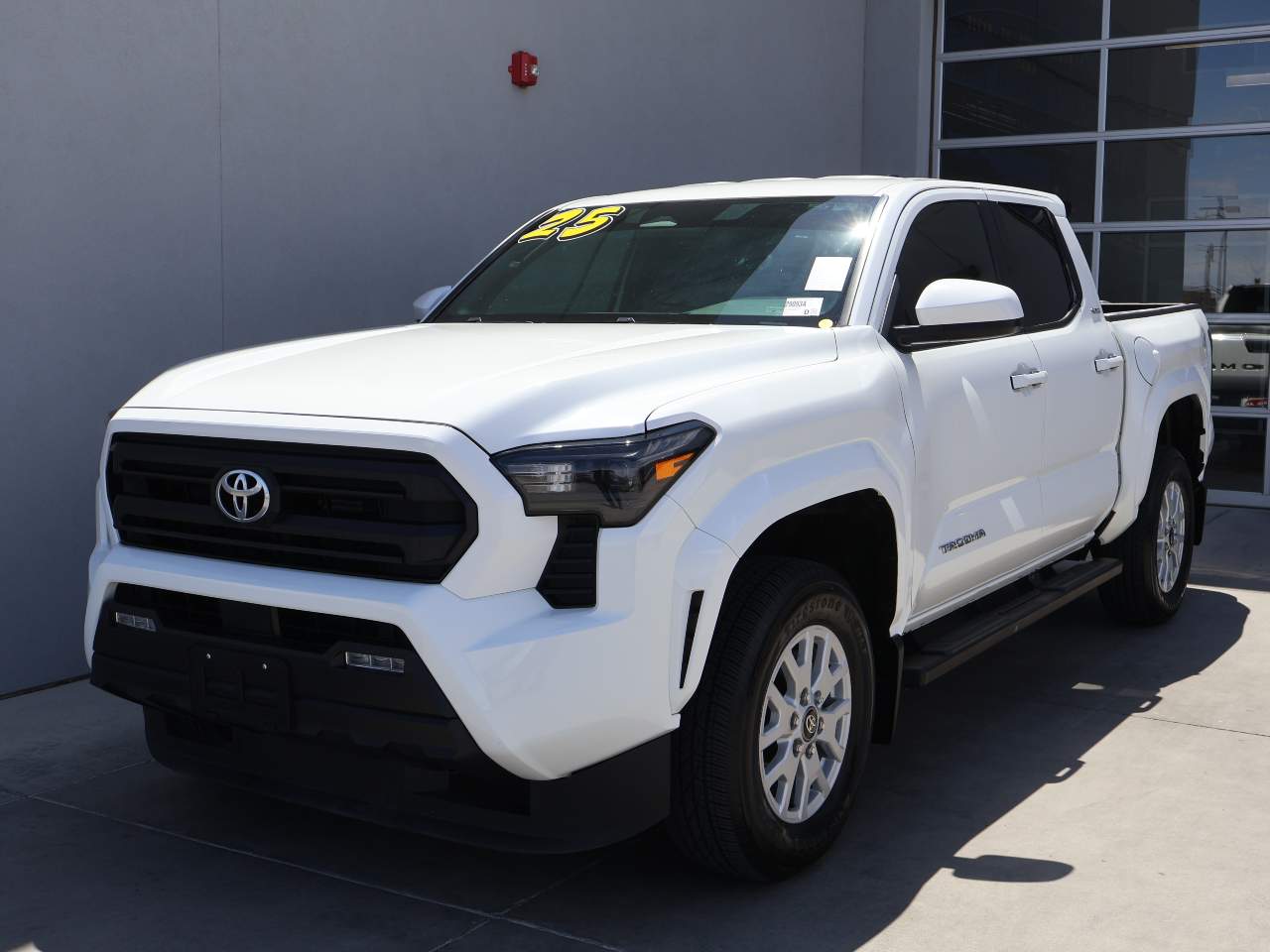 2025 Toyota Tacoma SR5 Crew Cab