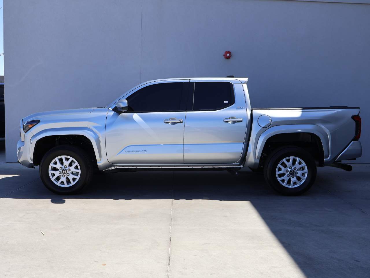 2024 Toyota Tacoma SR5 Crew Cab