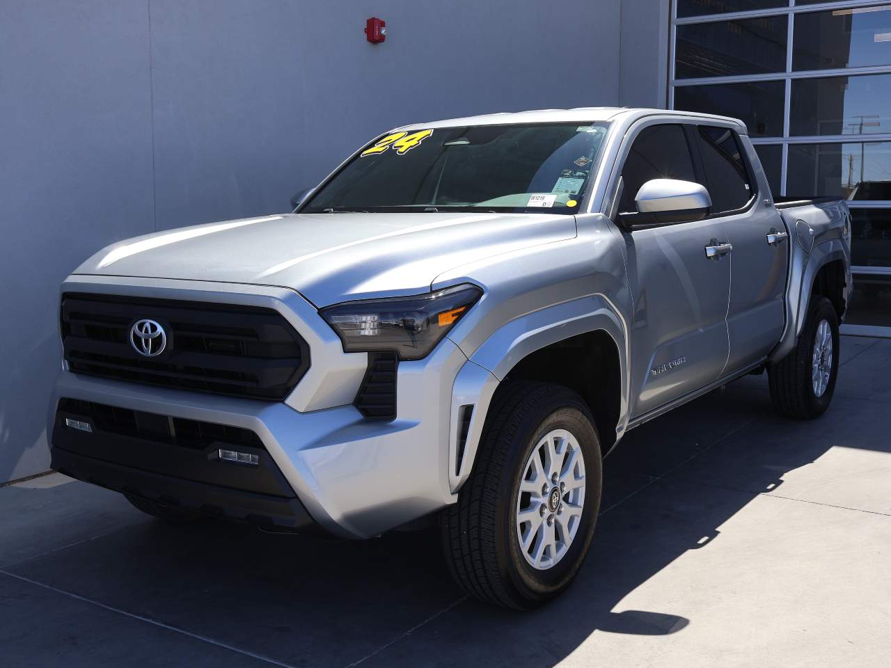 2024 Toyota Tacoma SR5 Crew Cab