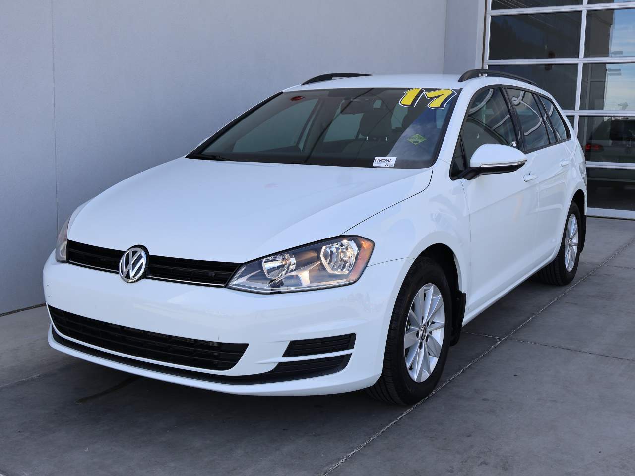 2017 Volkswagen Golf SportWagen TSI S