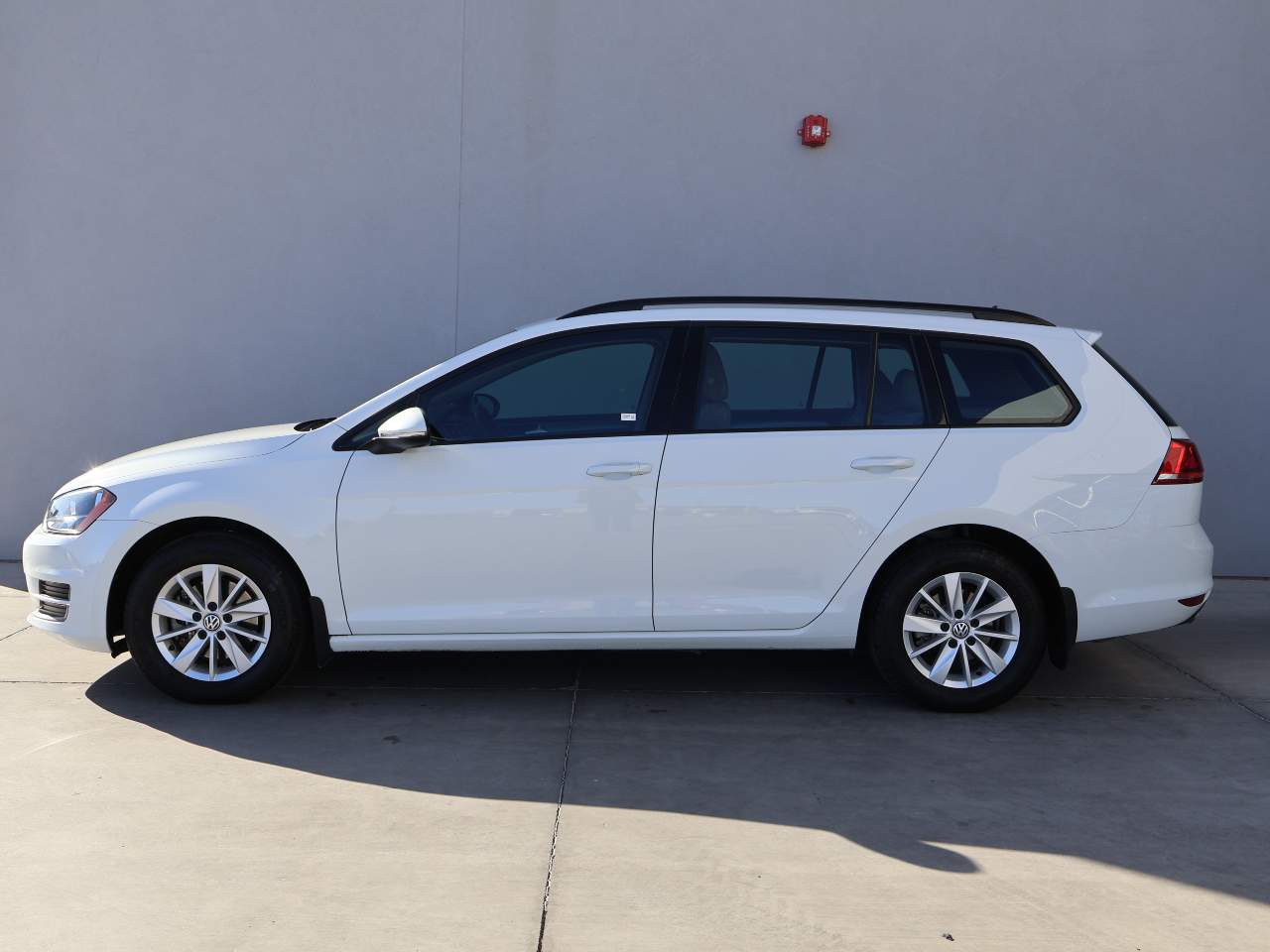 2017 Volkswagen Golf SportWagen TSI S