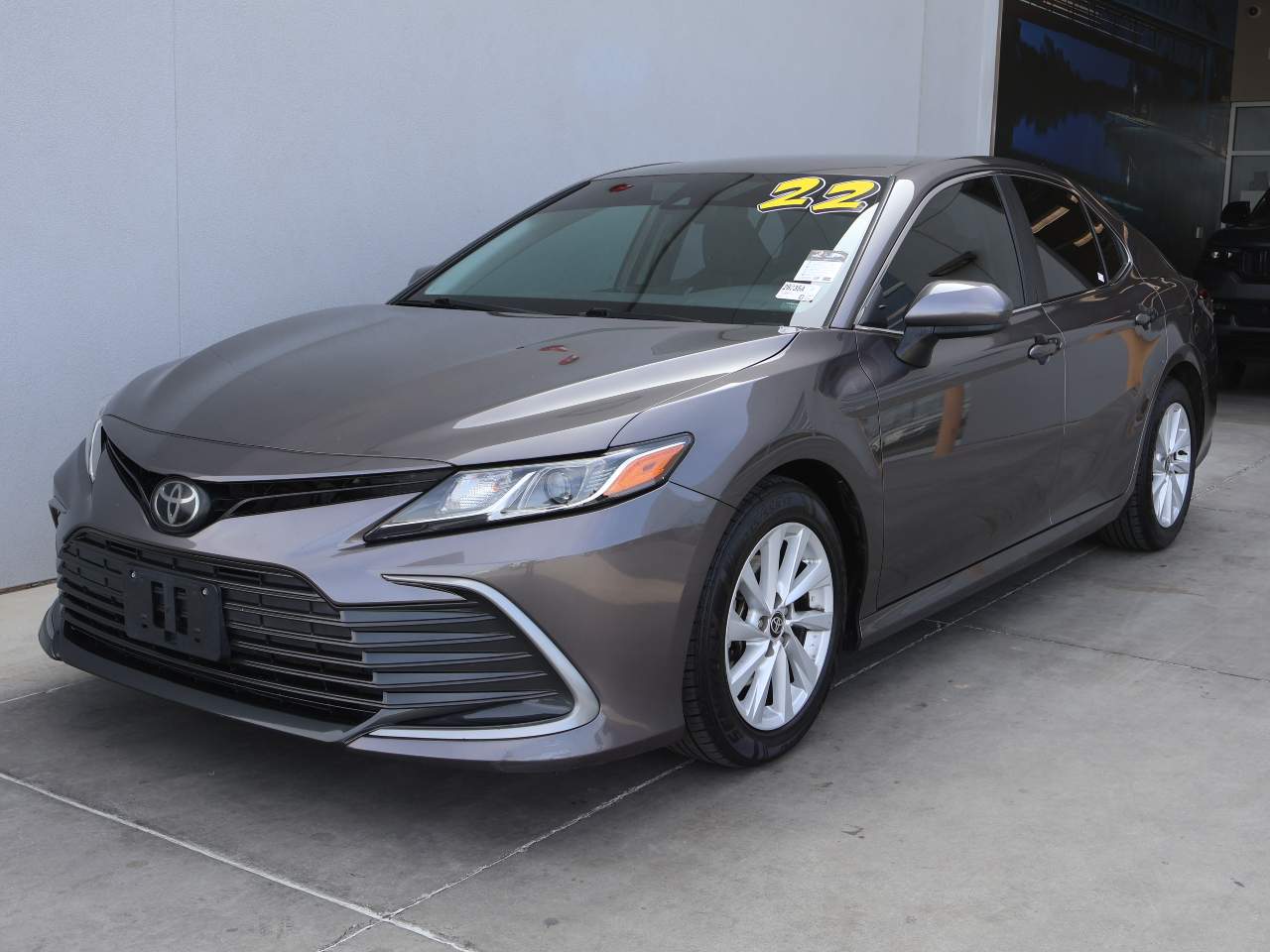 2022 Toyota Camry LE