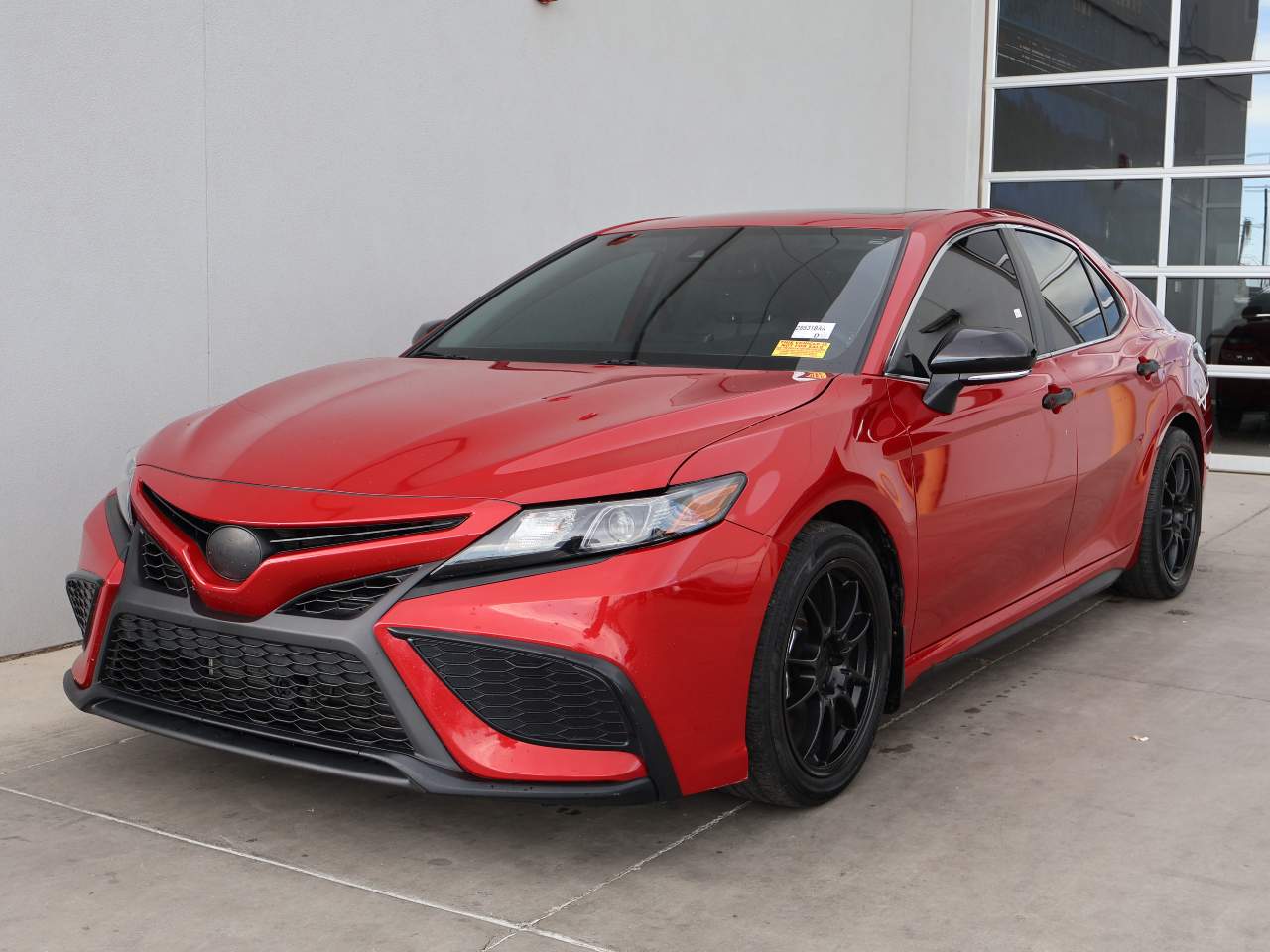 2023 Toyota Camry Hybrid SE