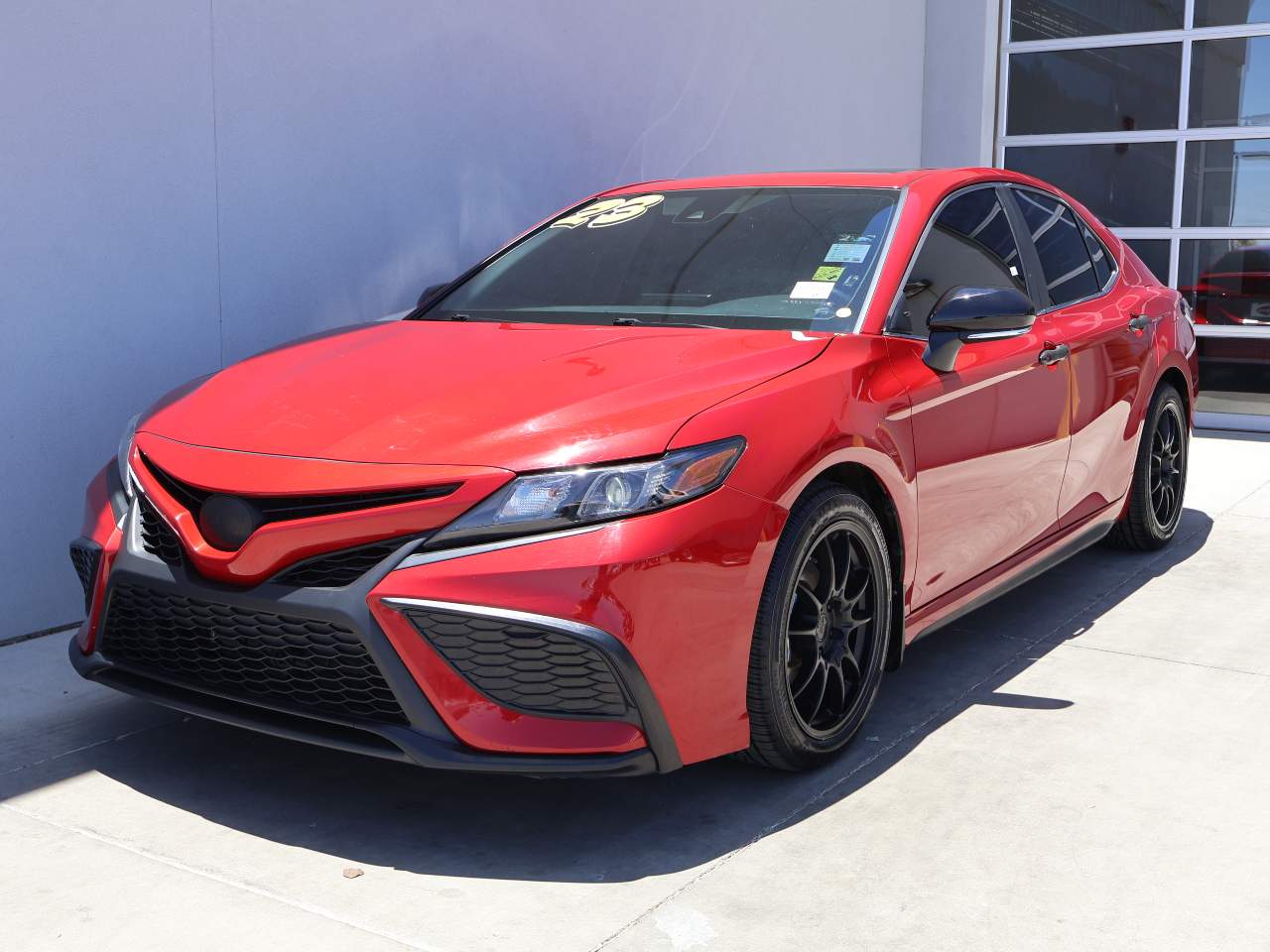 2023 Toyota Camry Hybrid SE