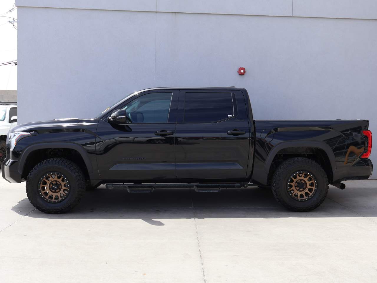2024 Toyota Tundra Limited HV Crew Cab