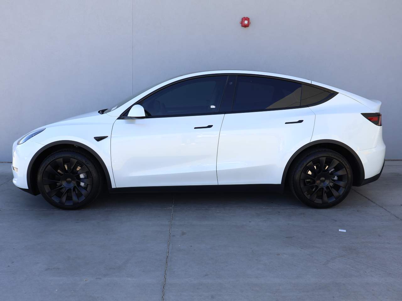 Used 2023 Tesla Model Y Long Range with VIN 7SAYGDEE7PF749371 for sale in Yuma, AZ