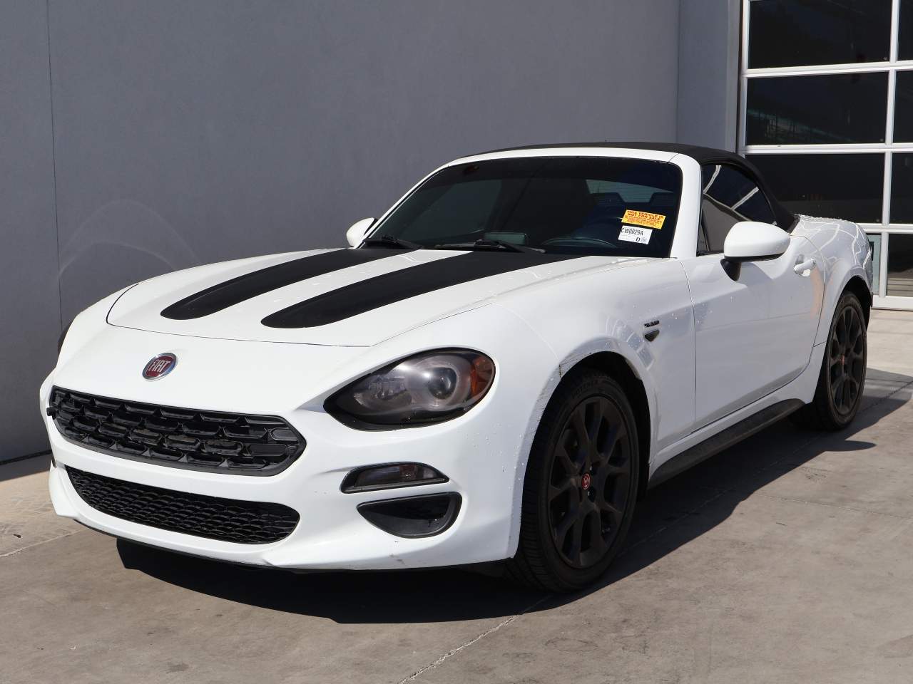 2017 FIAT 124 Spider Classica