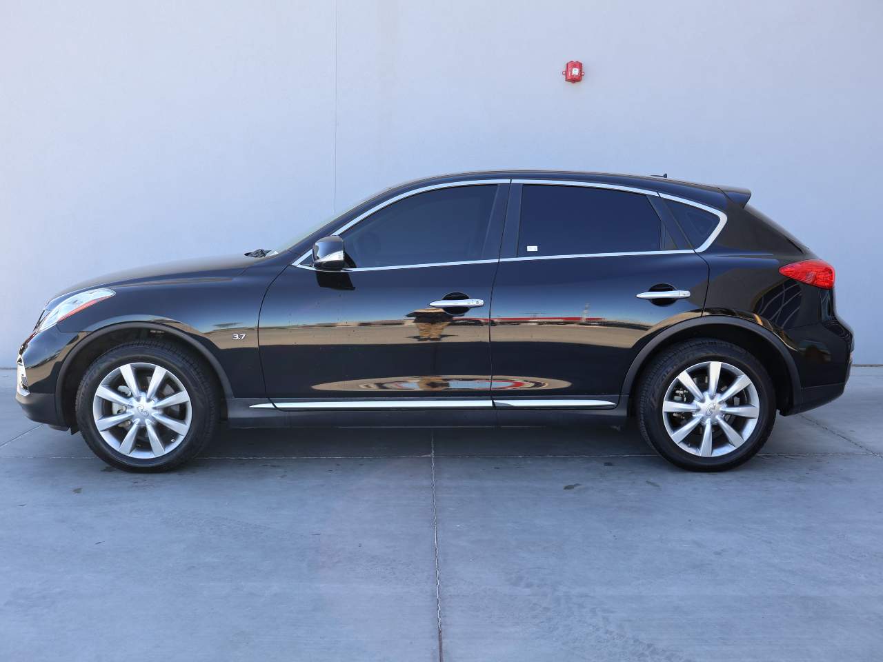 2017 INFINITI QX50  