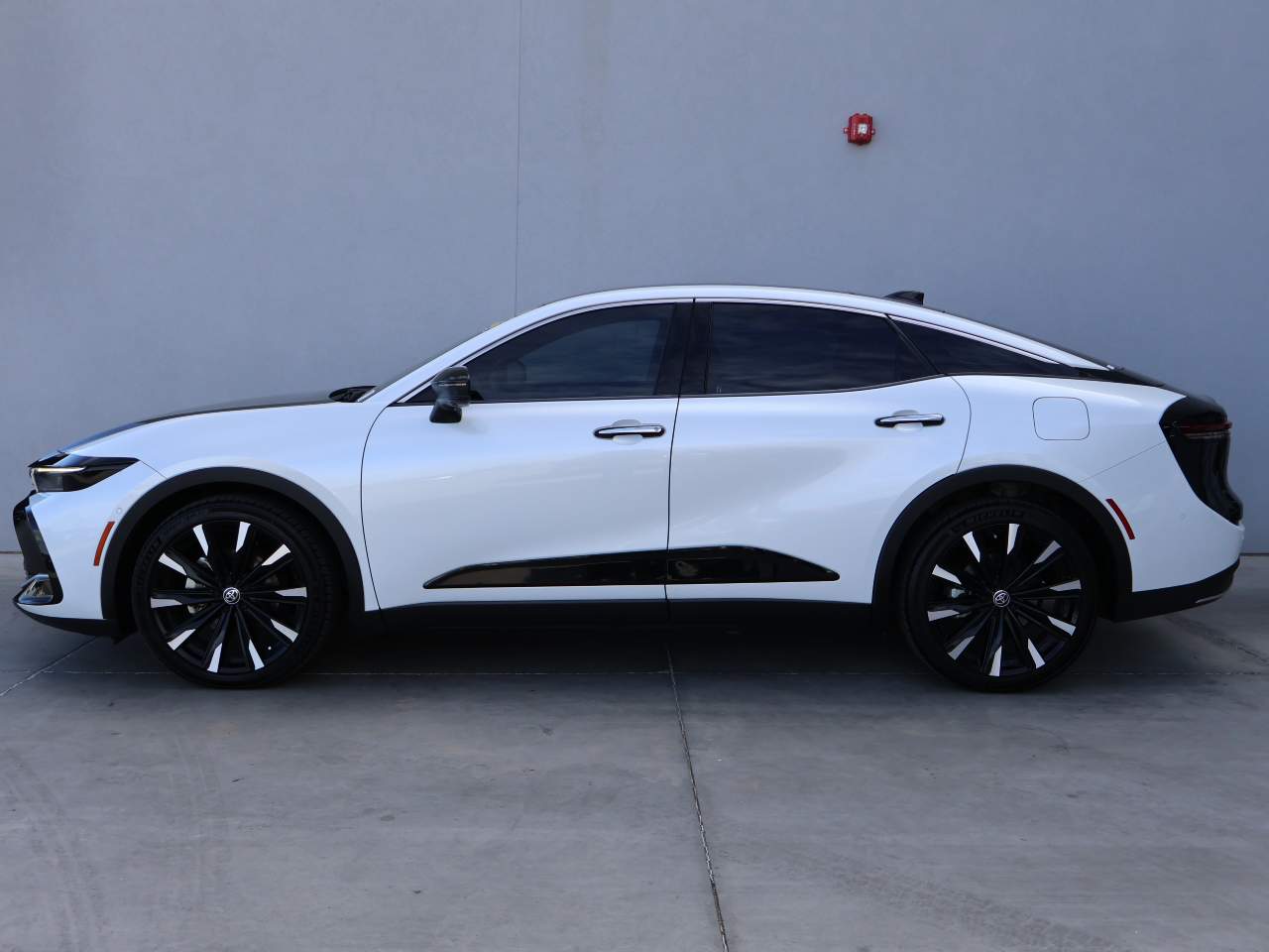 2023 Toyota Crown Platinum